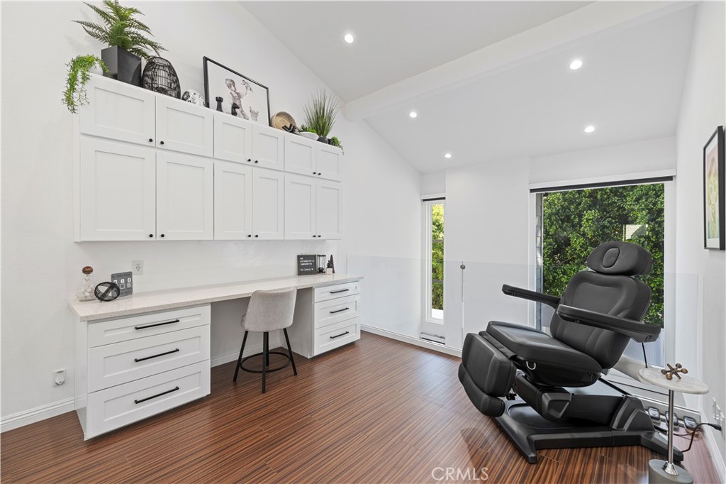 Northridge Condo: 10061 Melinda Way