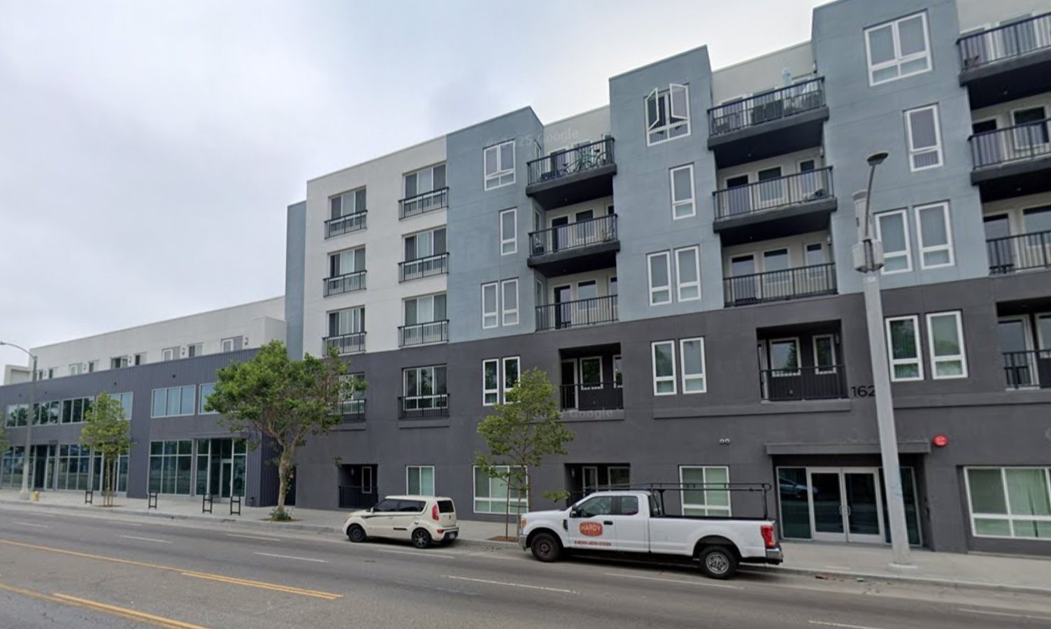 Los Angeles Condo: 1623 West Manchester Avenue