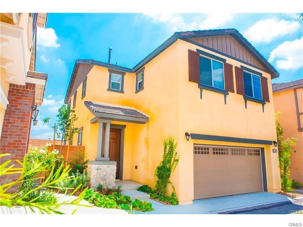 Claremont Condo: 780 Huron Drive