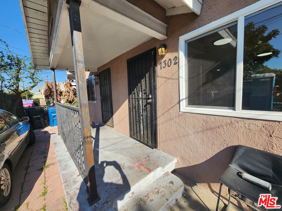 Los Angeles Condo: 7302 Mace Place