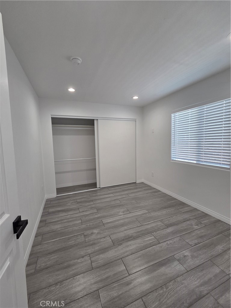 North Hills Condo: 16328 Parthenia Street