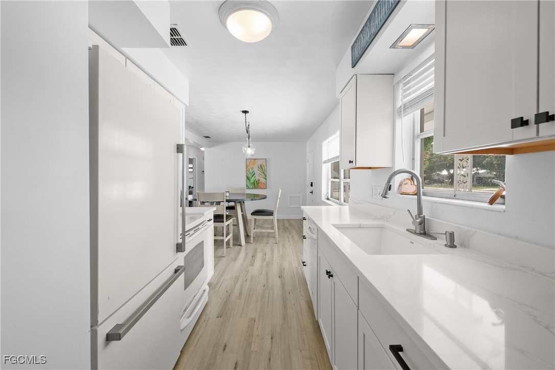 Fort Myers Condo: 1661 Coronado Road