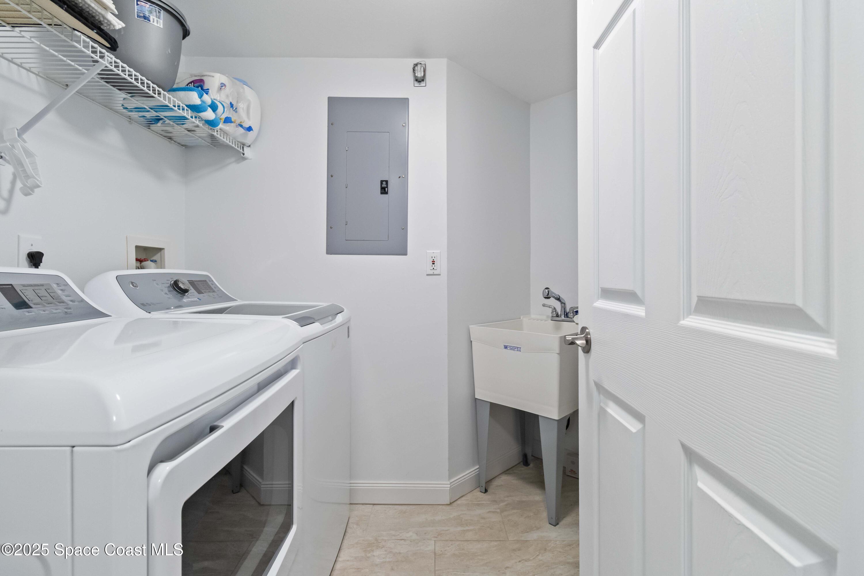 Cocoa Beach Condo: 3400 Ocean Beach Boulevard