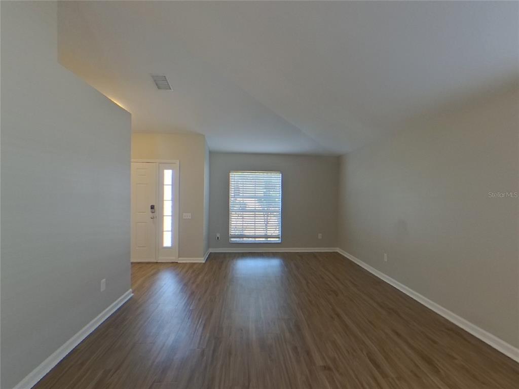 Riverview Condo: Undisclosed Address