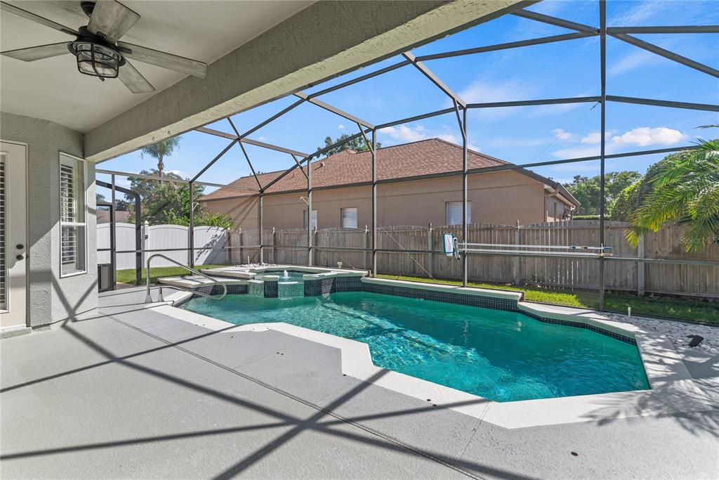 Longwood Condo: 121 Figtree Run