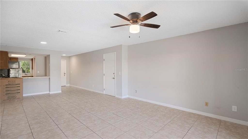 Altamonte Springs Condo: 106 West San Sebastian Court