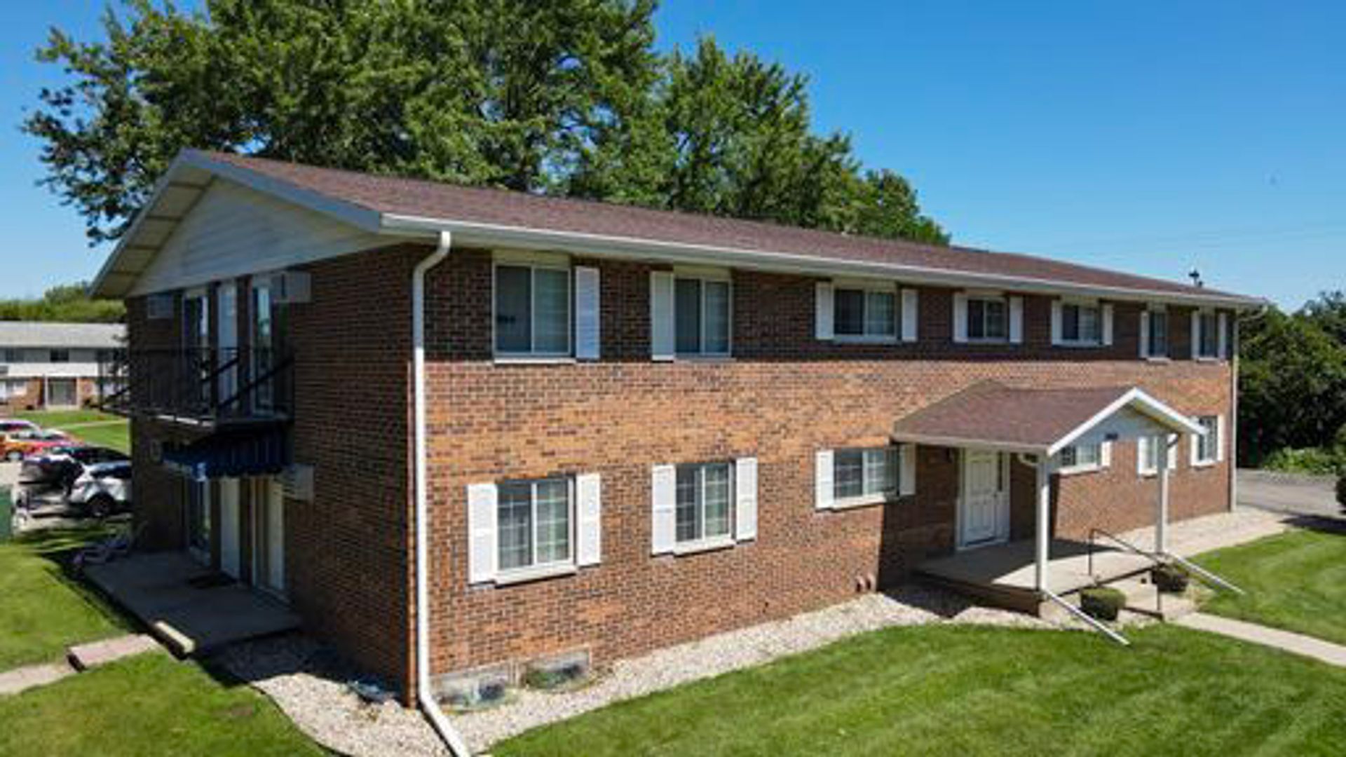 Madison Apartment: 1719 Onsgard Rd