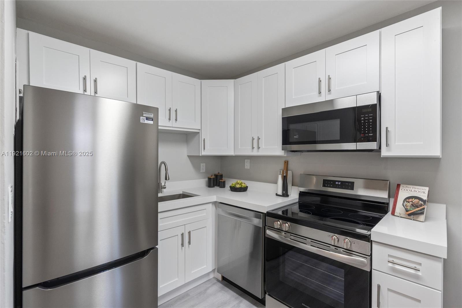 Fort Lauderdale Condo: 1350 Northeast 5th Terrace