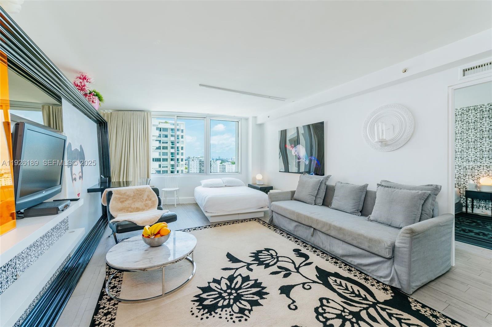 Miami Beach Condo: 1100 West Avenue