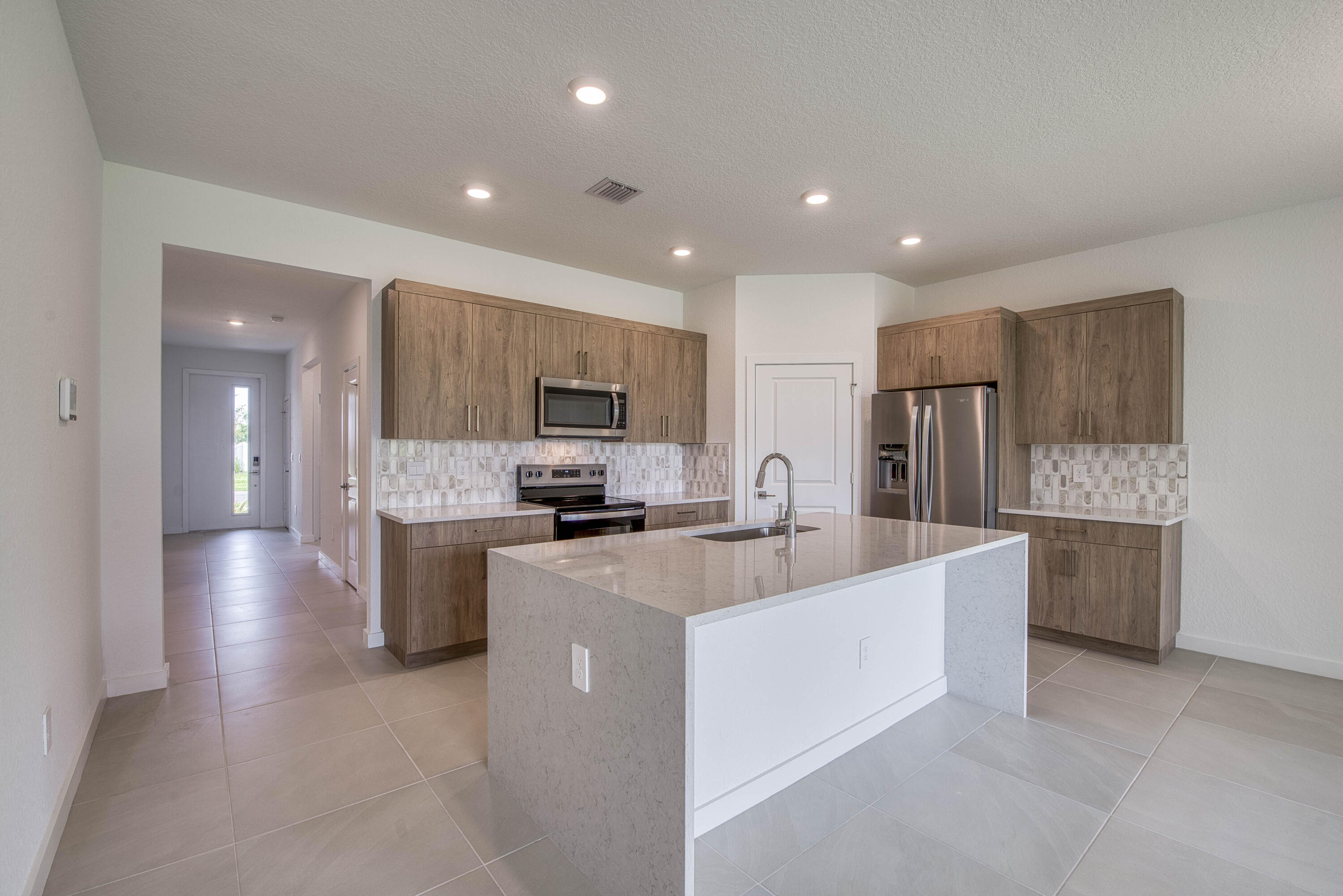 Jensen Beach Condo: 2071 Northeast Cedar Street