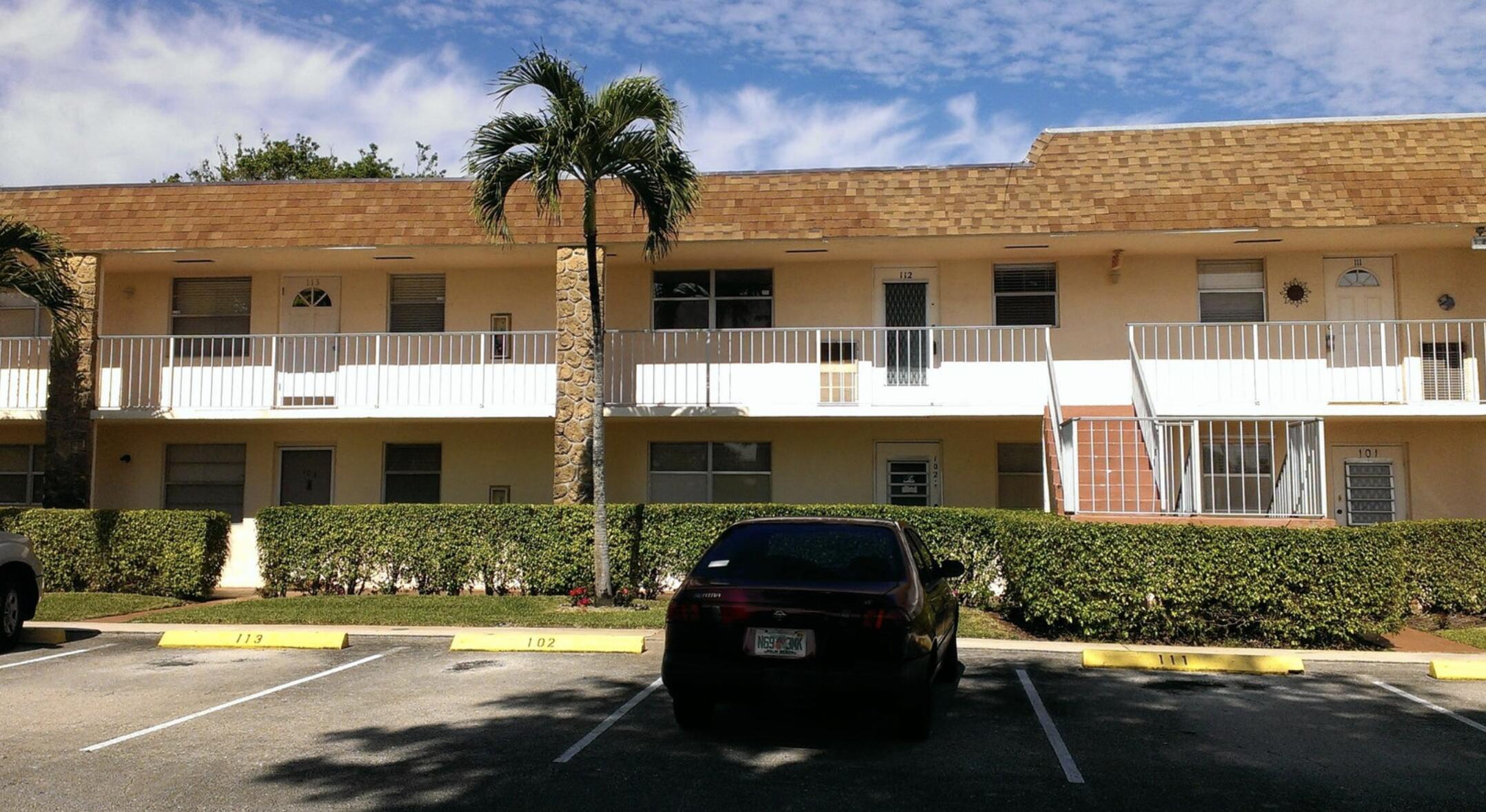 Boca Raton Condo: 9911 Sandalfoot Boulevard