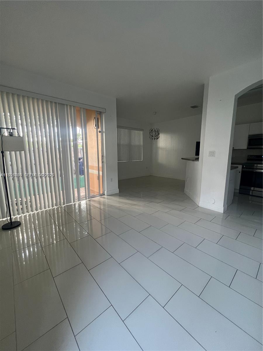 Miami Condo: 12406 Southwest 126th Avenue