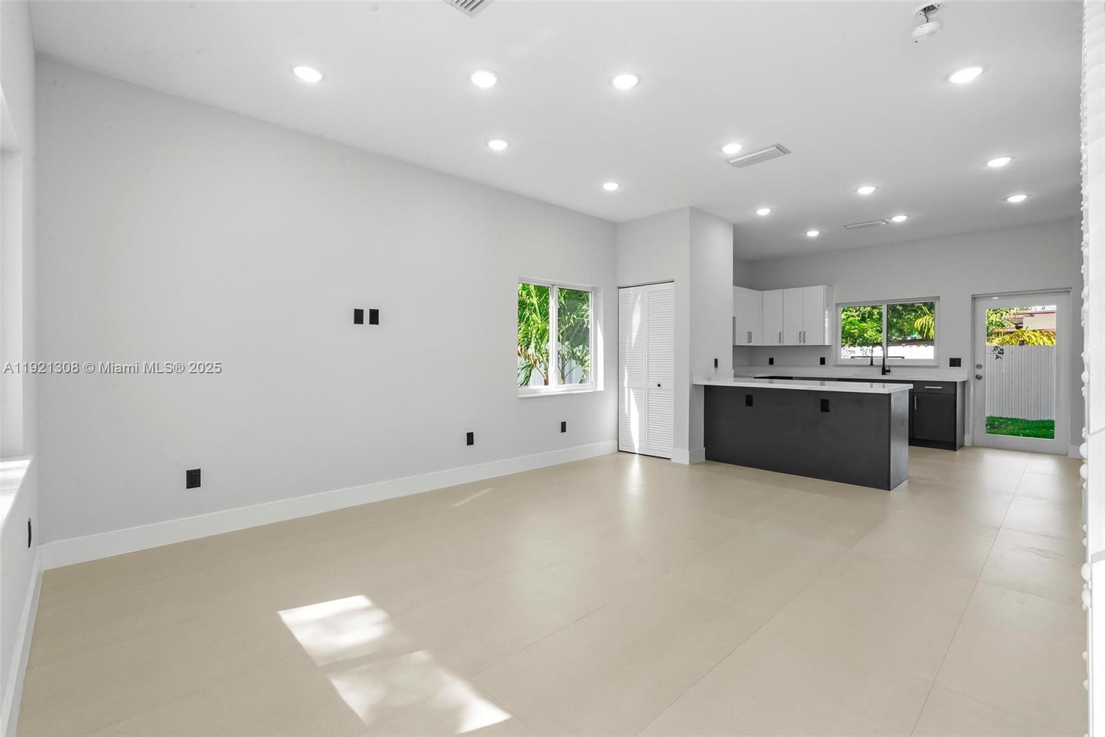 Miami Condo: 1445 Northwest 42nd Street