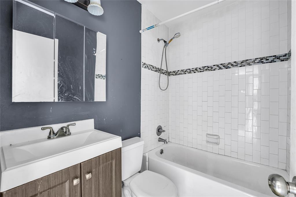 Oakland Park Condo: 4050 Northeast 12th Terrace