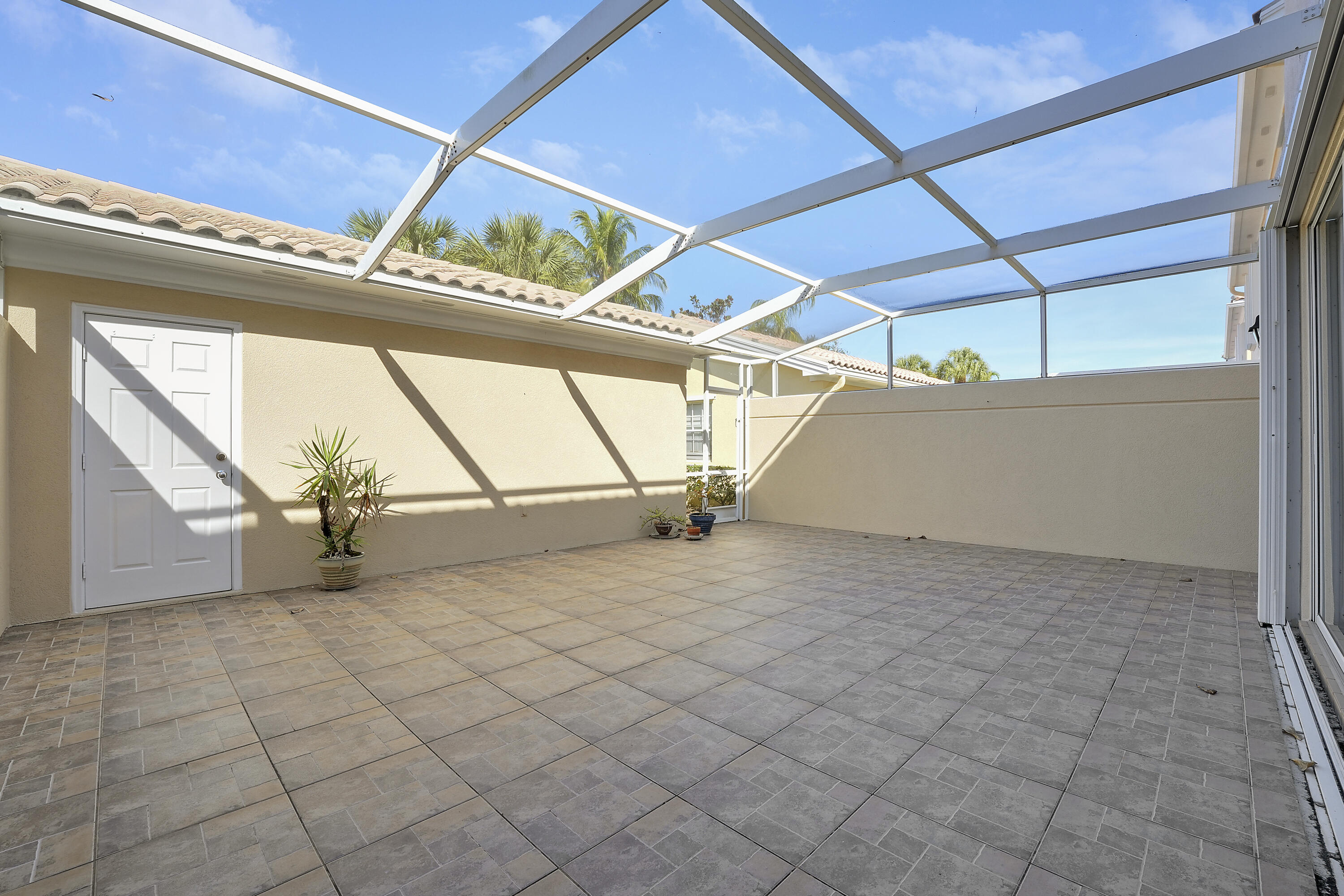 Jupiter Condo: 1685 Jeaga Drive