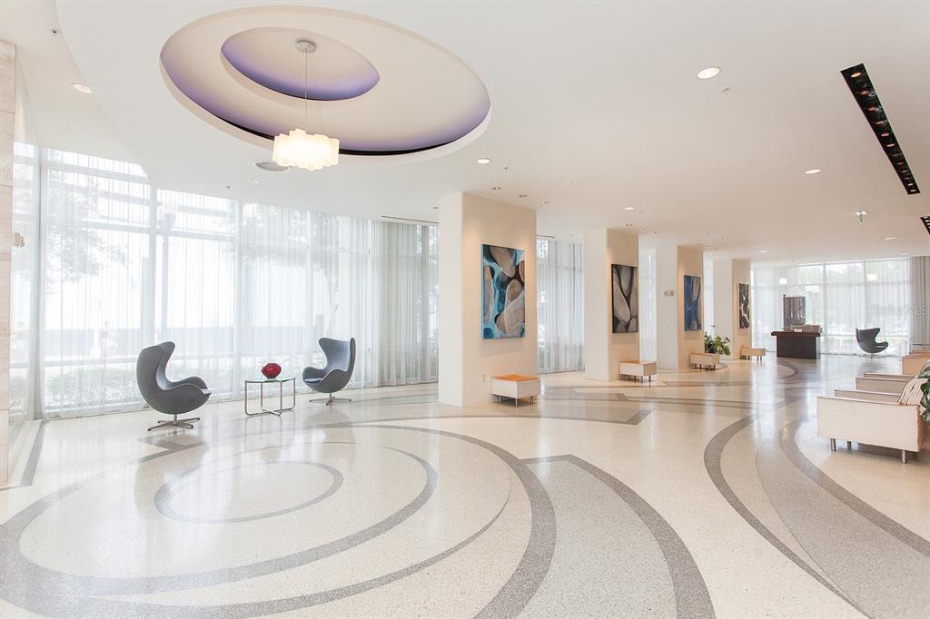 Orlando Condo: 150 East Robinson Street