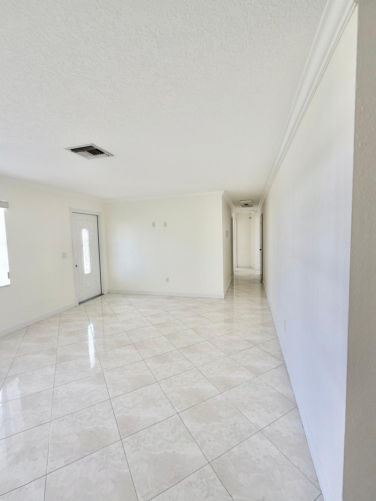West Palm Beach Condo: 2594 West End Road