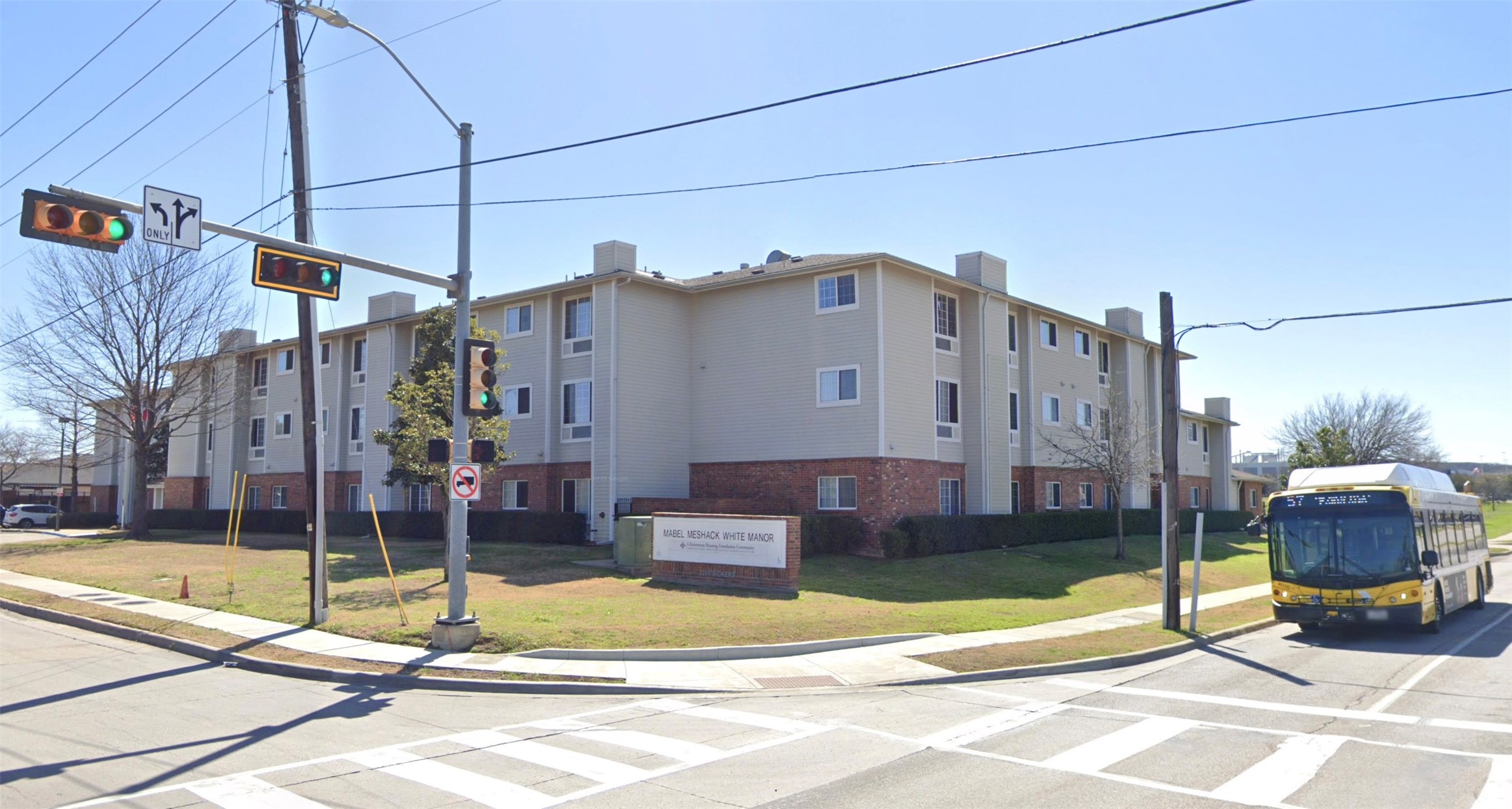 Dallas Condo: 3260 Bickers Street