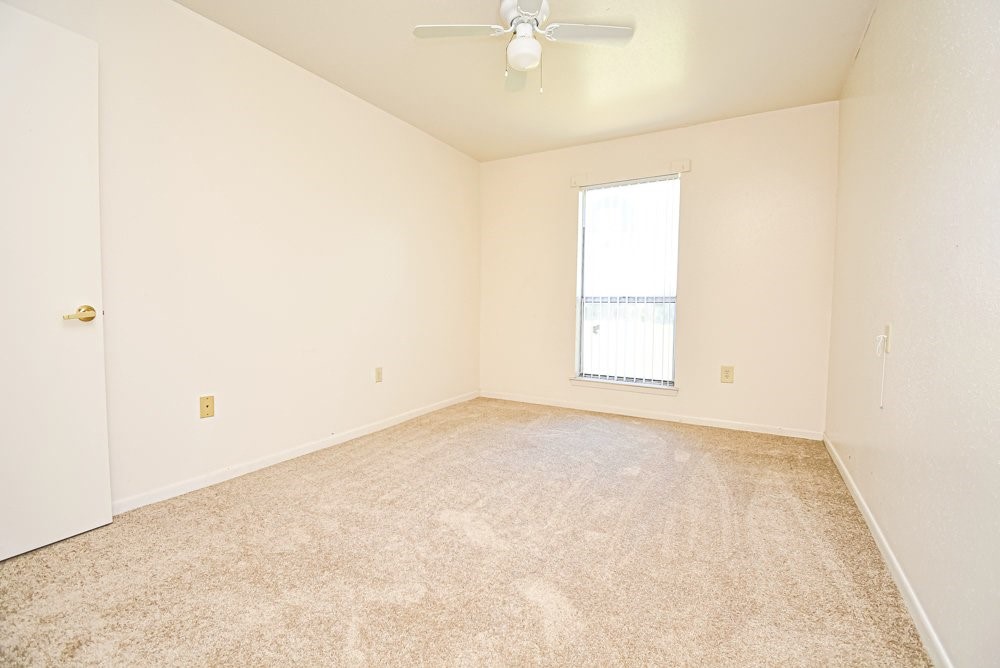 Hempstead Condo: 576 Ellen Powell