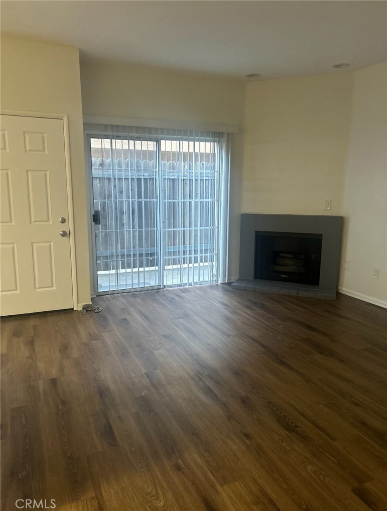 Sherman Oaks Condo: 14448 Benefit Street