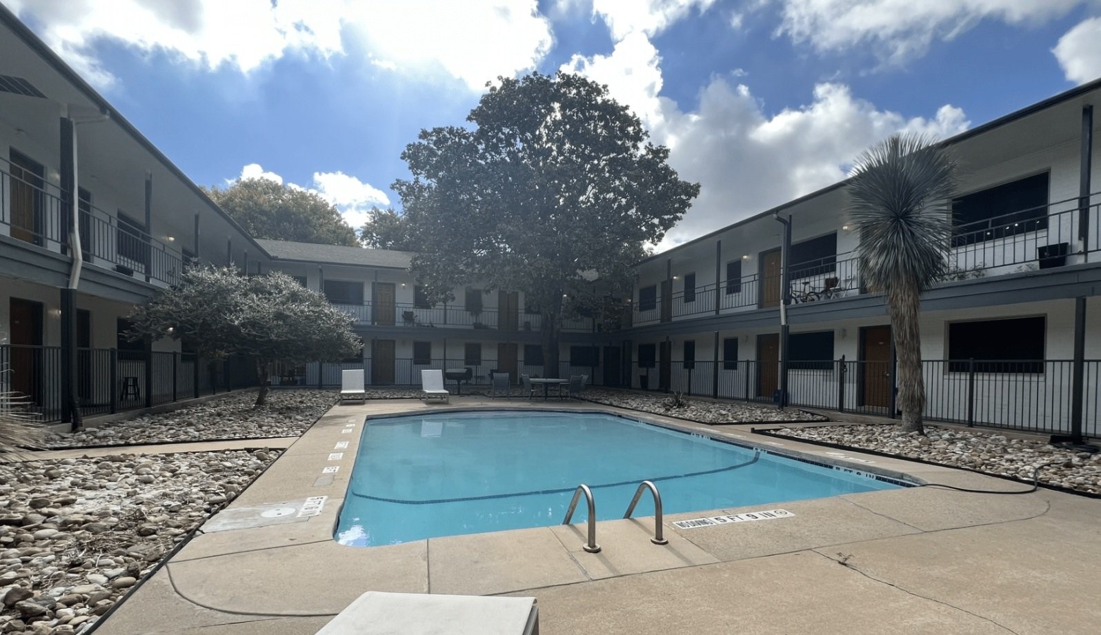 Austin Condo: 515 Shoal Creek Boulevard