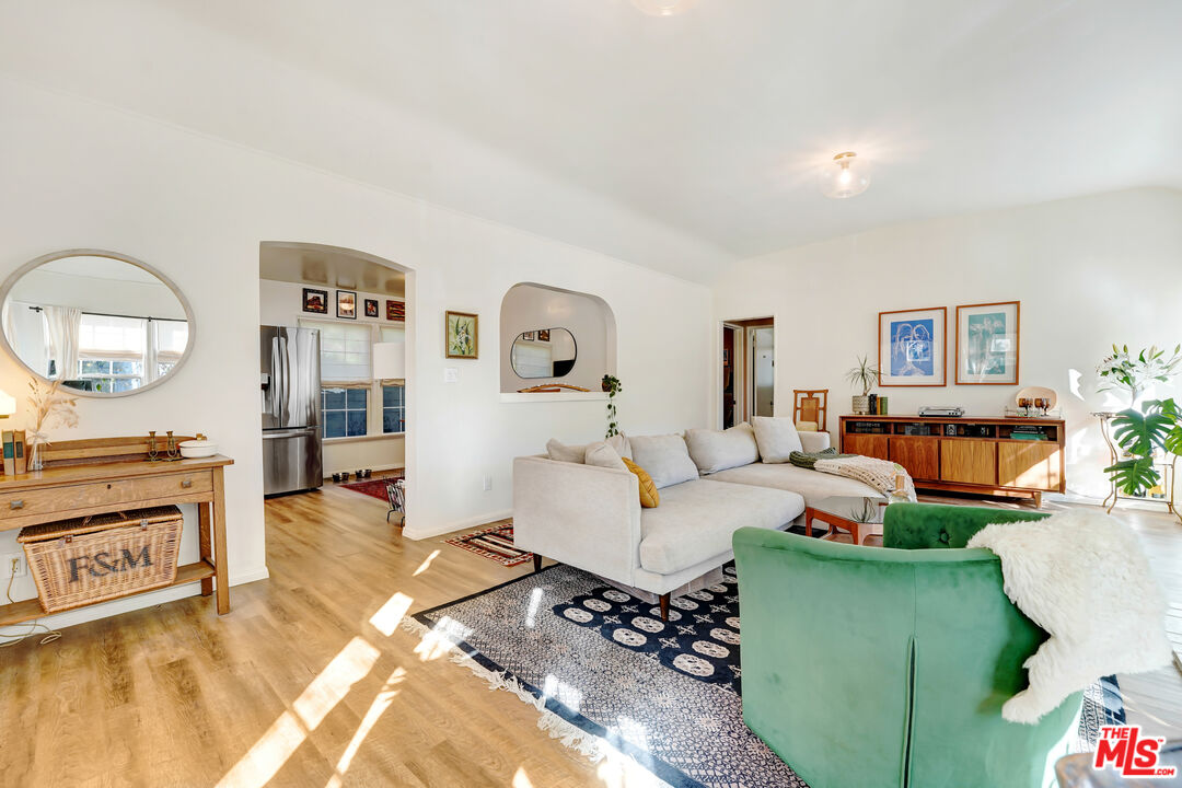 Los Angeles Condo: 4385 Scandia Way