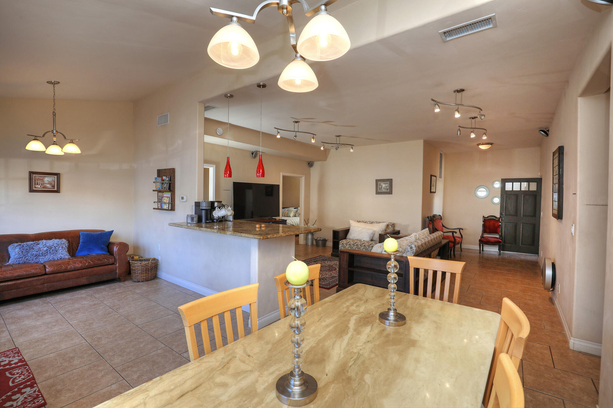 Santa Barbara Condo: 11 West Arrellaga Street