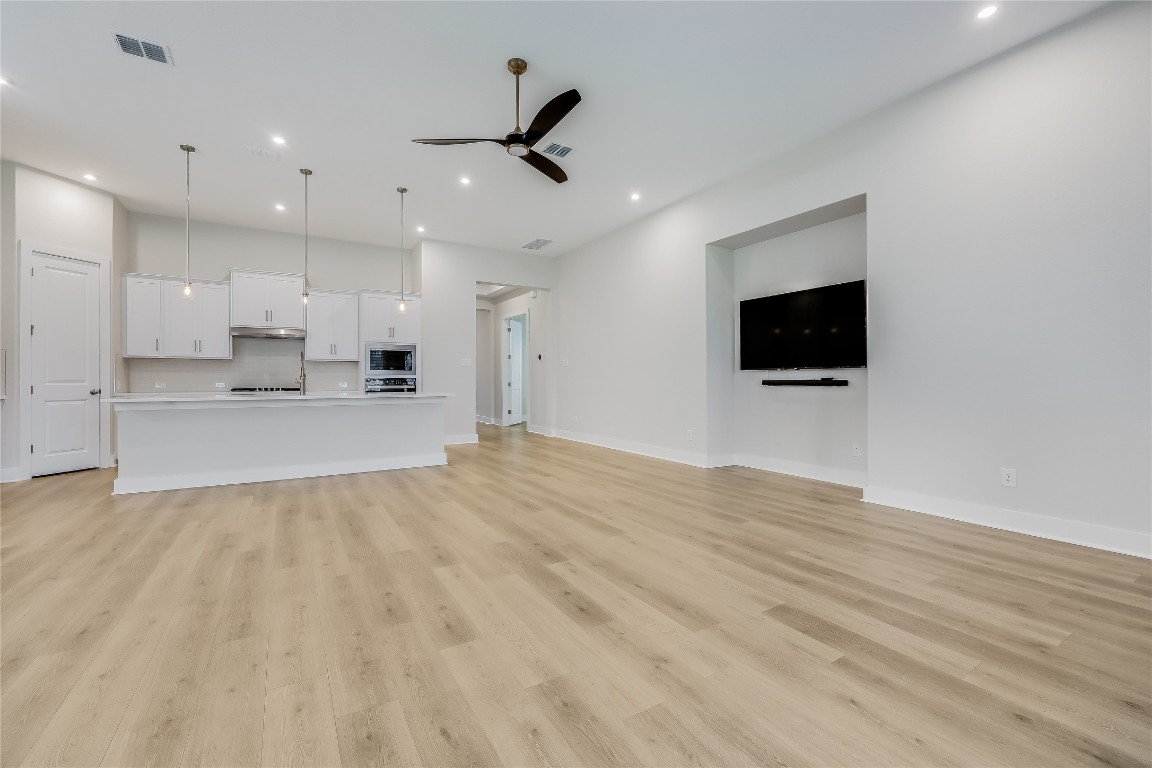 Lago Vista Condo: 8000 Sunrise Ravine Pass