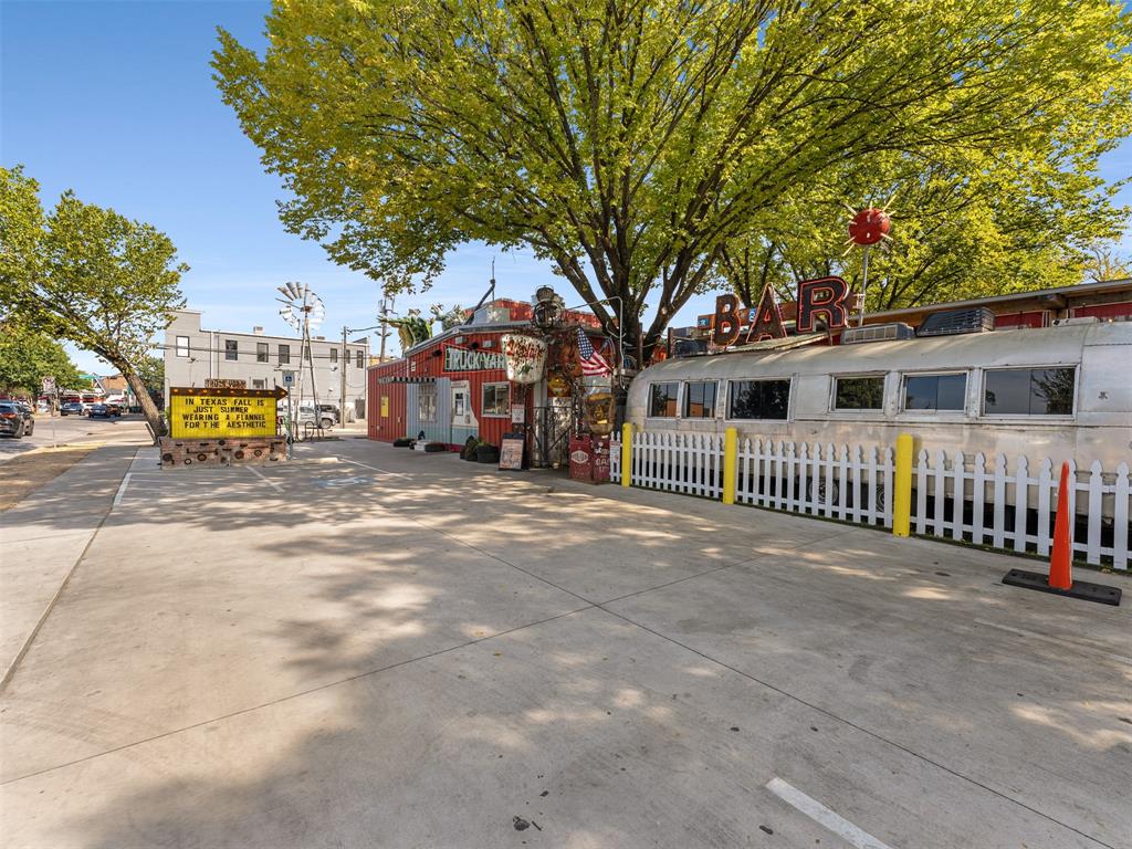 Dallas Condo: 2019 North Prairie Avenue