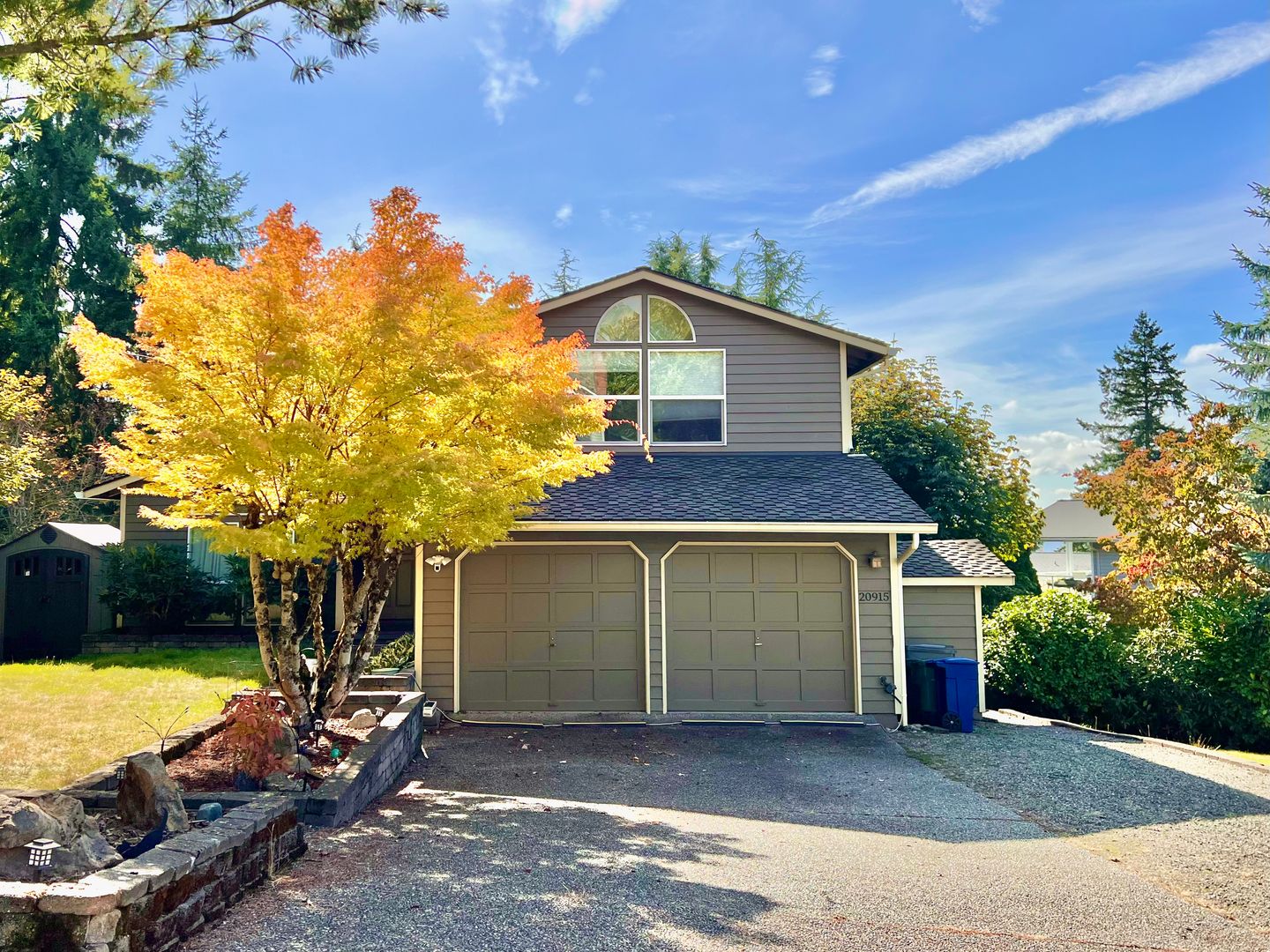 Sammamish House: 20915 NE 17th St,