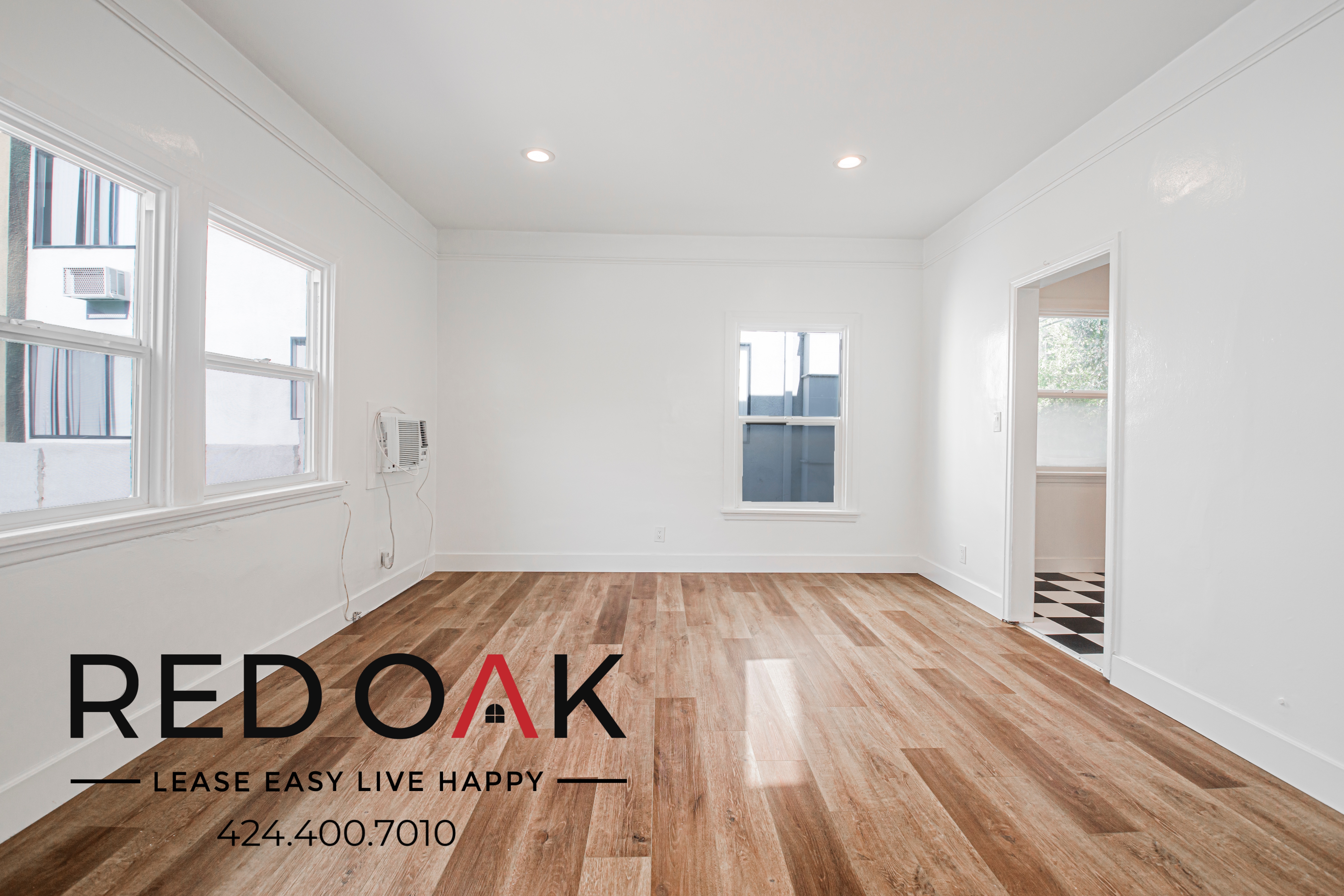 Los Angeles Condo: 1818 Whitley Ave