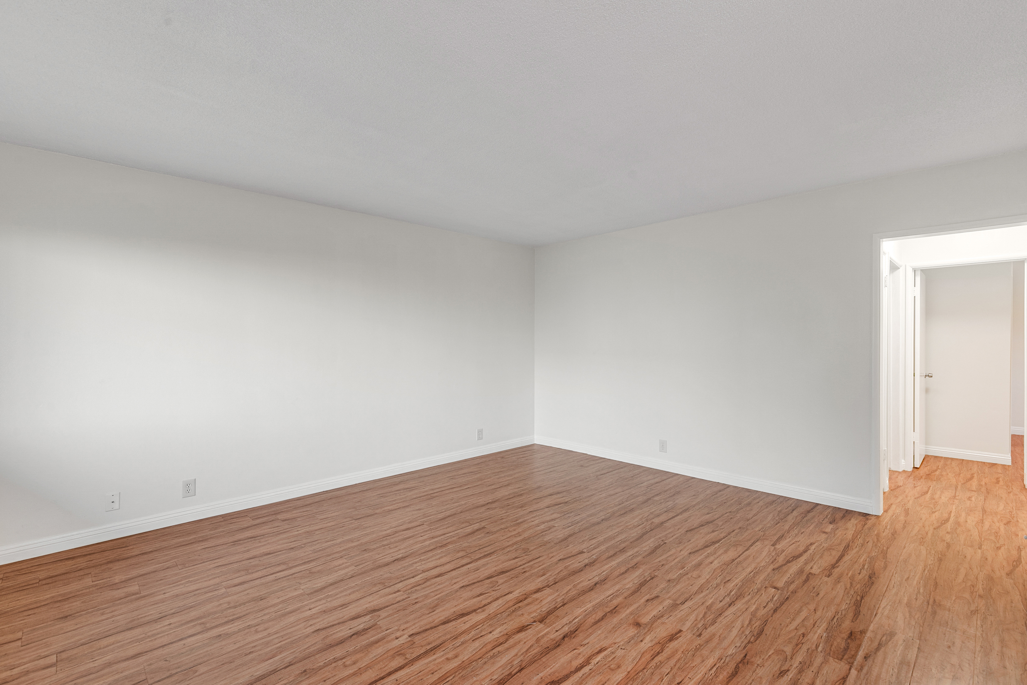 San Pedro Condo: 2701 S Peck Ave