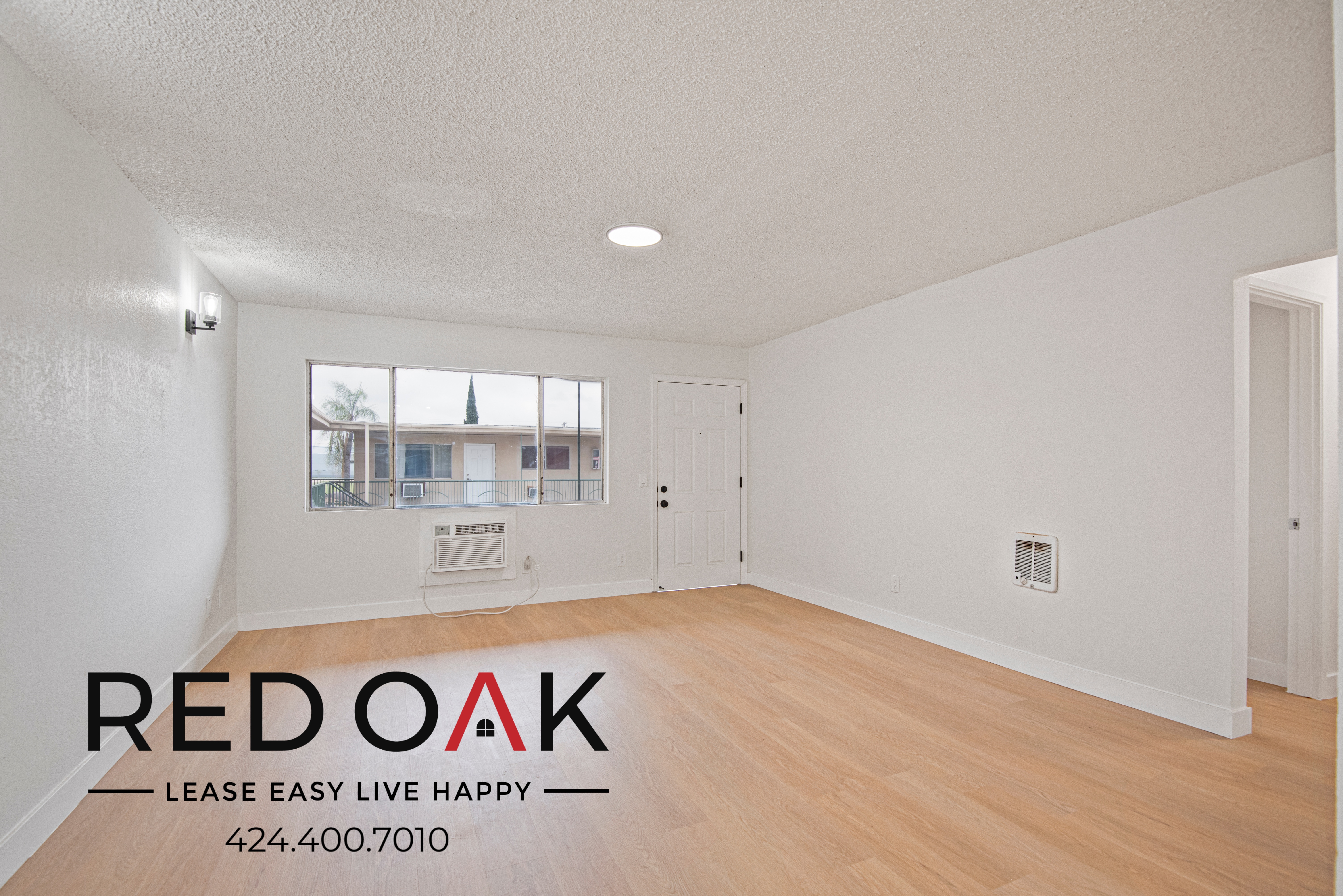 Highland Condo: 26674 Ward St