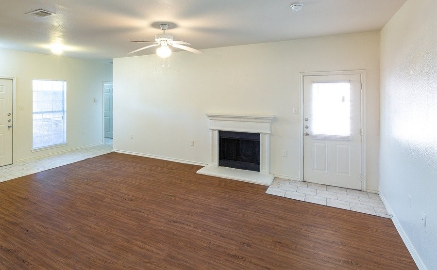 Fort Worth Condo: 2201 Sycamore School Road