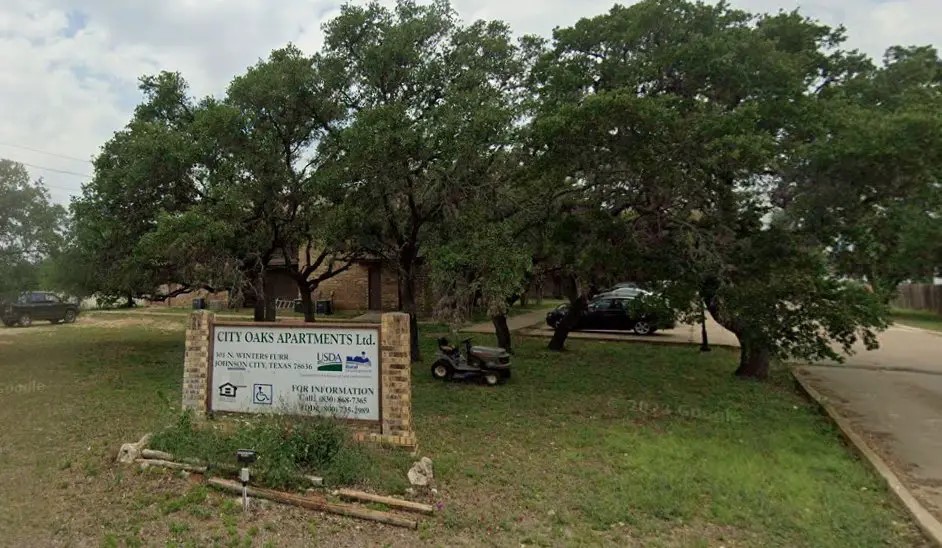 Johnson City Condo: 301 North Winters Furr