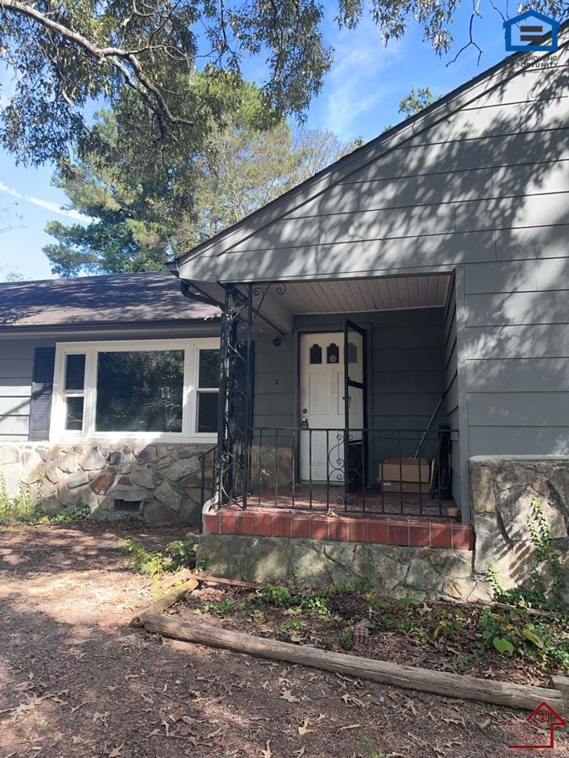 Chattanooga House: 938 Talley Rd