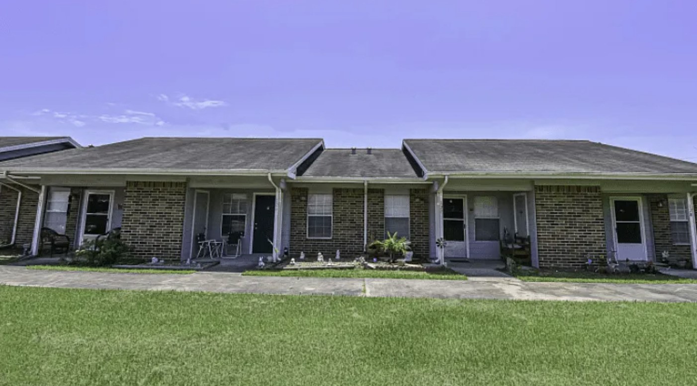 Bay City Condo: 1800 Avenue H