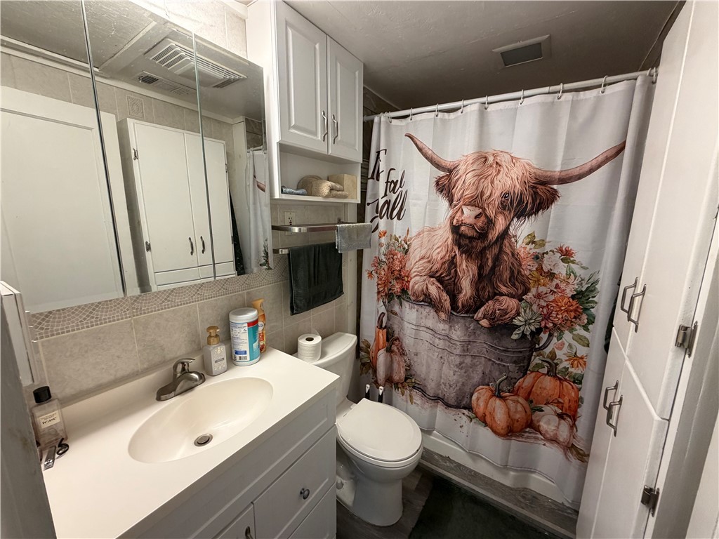 Bedias Condo: 3421 Main Street