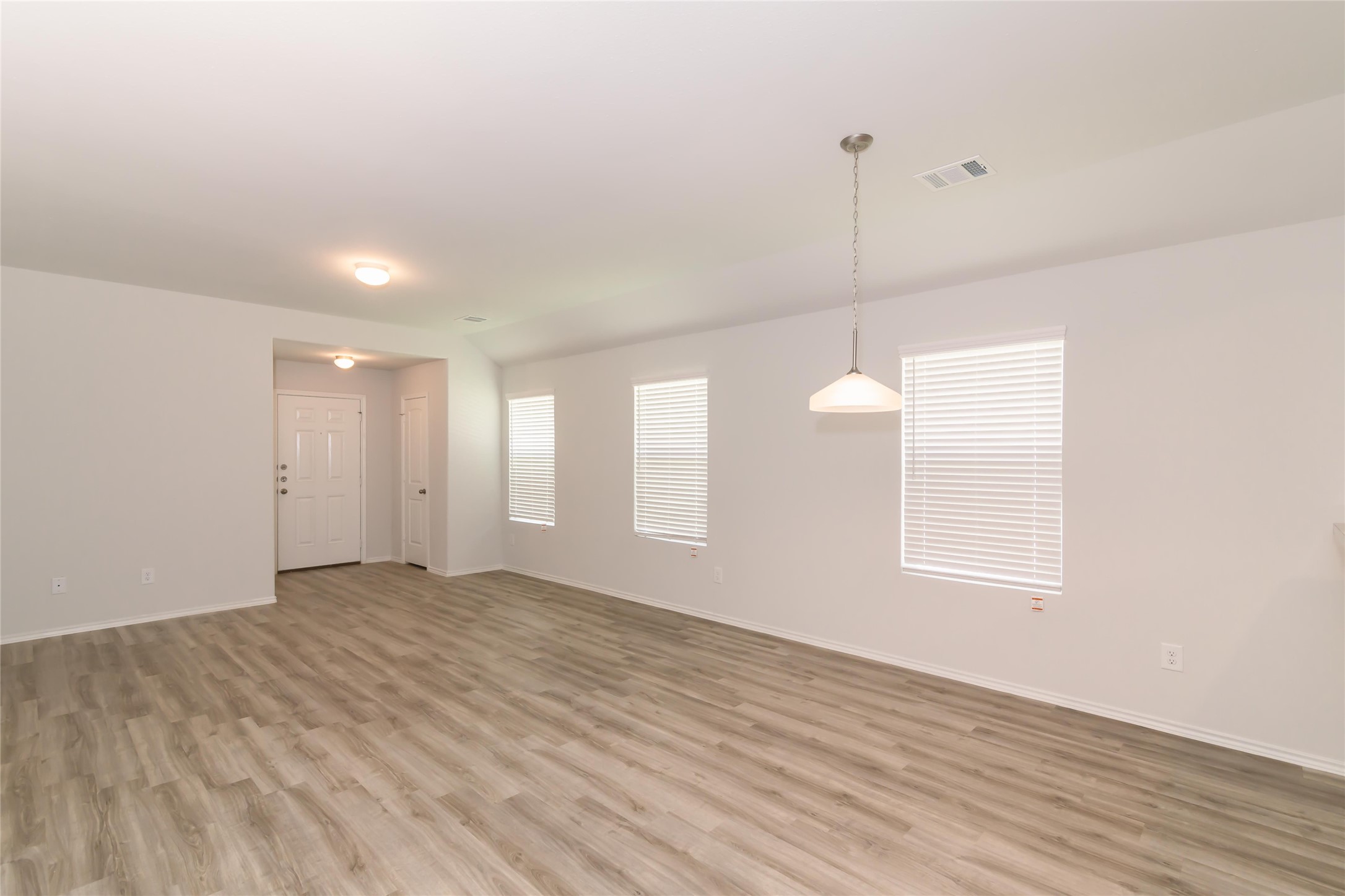 Houston Condo: 8614 Middleton Oaks Circle