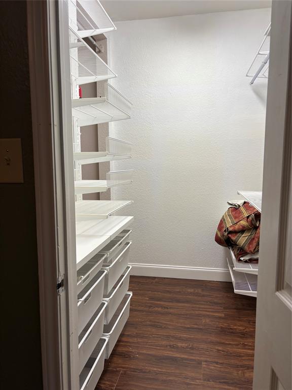 Arlington Condo: 1720 Northeast Green Oaks Boulevard