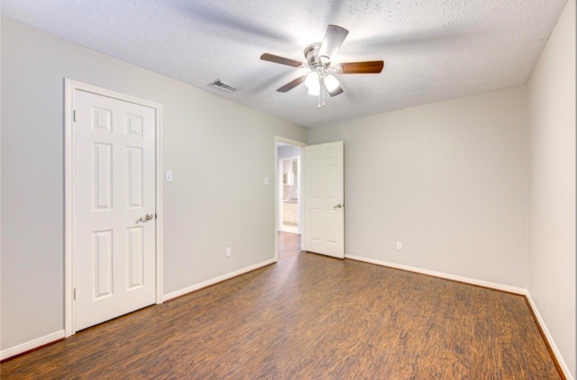 Houston Condo: 3838 Fawn Creek Drive