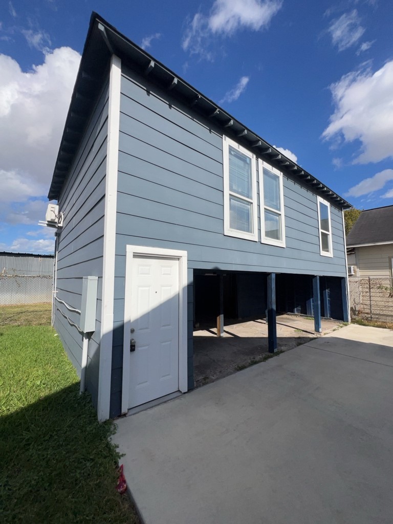 Houston Condo: 6915 1/2 Avenue L