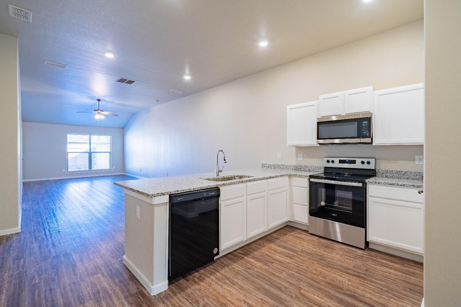 Lubbock Condo: 9706 Saratoga Avenue