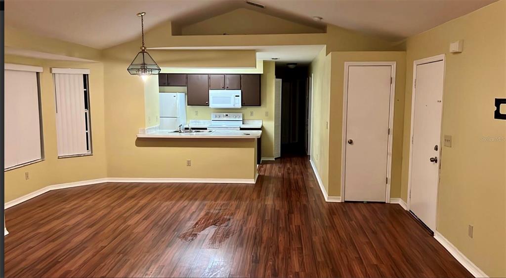 Kissimmee Condo: 2046 Royal Bay Boulevard
