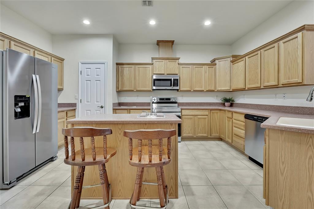 Spring Hill Condo: 12052 Jade Avenue