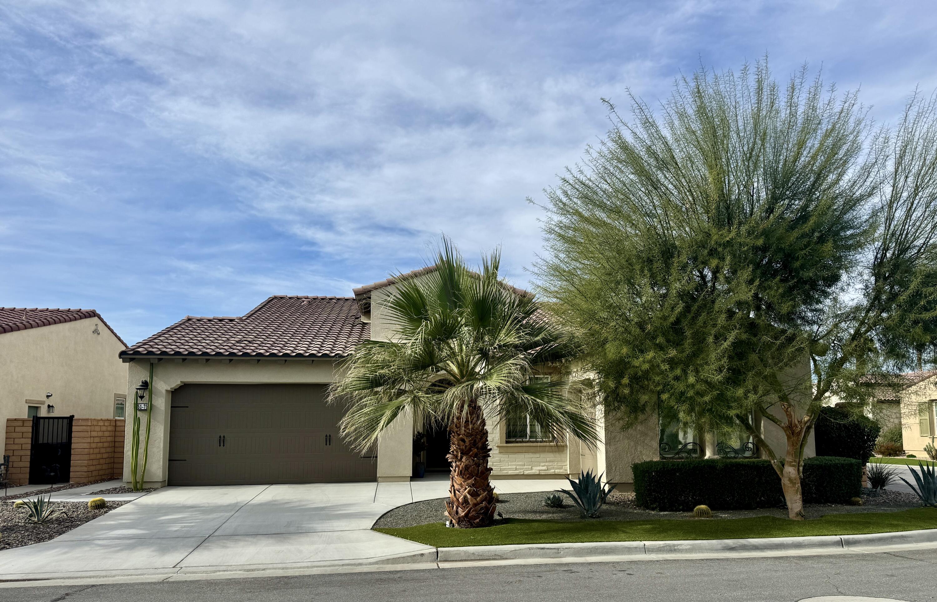 La Quinta Condo: 51755 Via Jimeno La