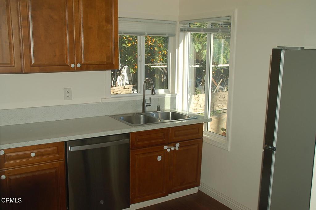 Alhambra Condo: 125 South Primrose Avenue