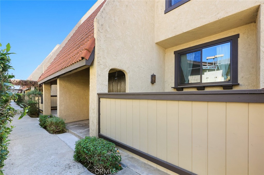 Alhambra Condo: 204 East Bay State Street