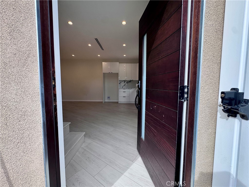 Tujunga Condo: 10787 Las Lunitas Avenue
