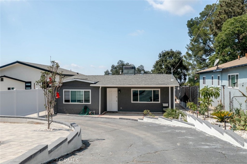 Tujunga Condo: 10777 Mountair Avenue
